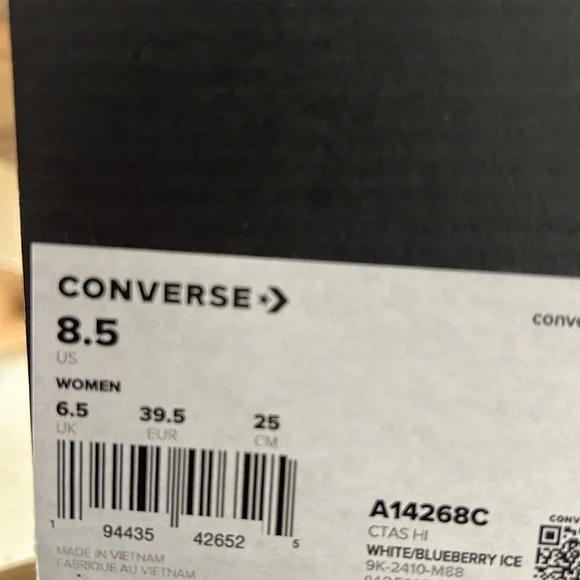 CONVERSE White High-Top Sneakers with Floral Design - Picture 8 of 8